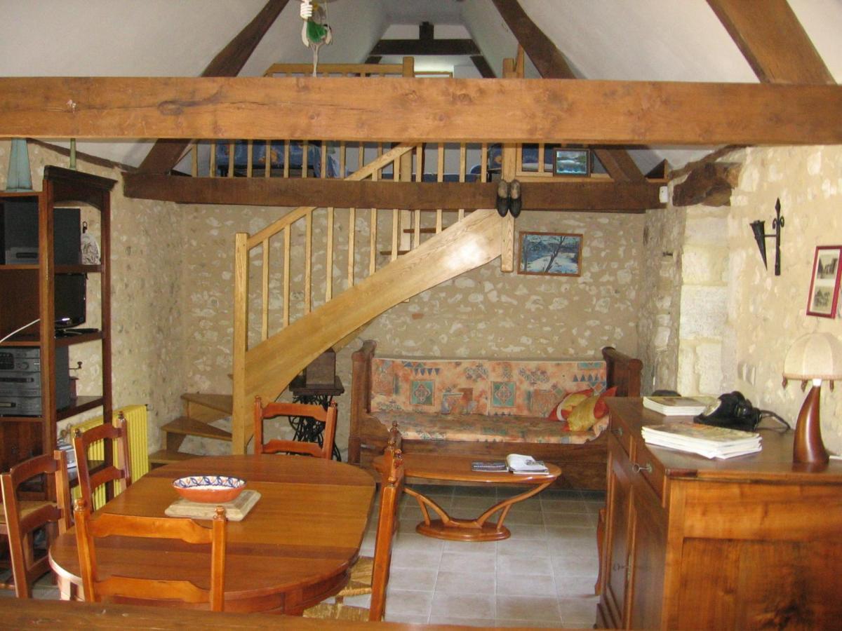 Gite De La Pouvellerie Fossemagne Exterior foto