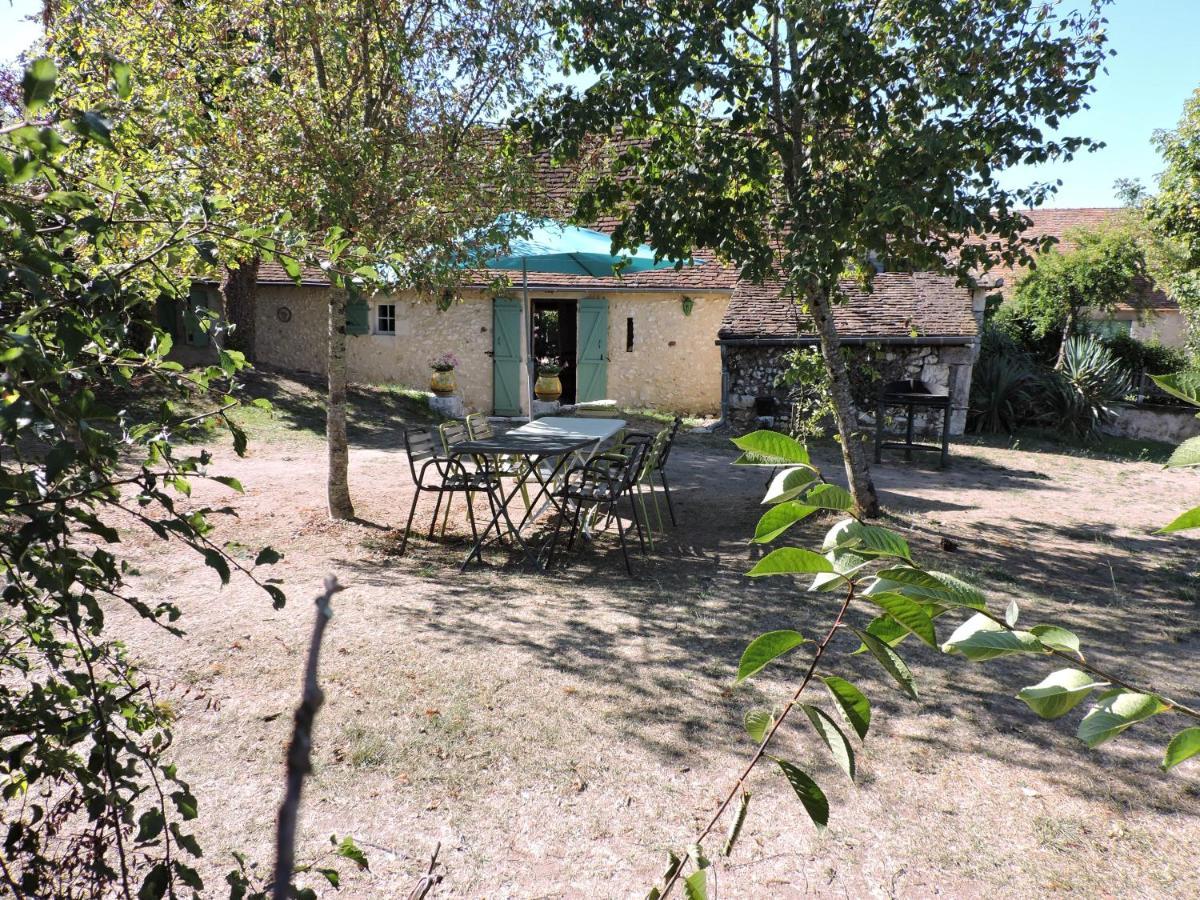 Gite De La Pouvellerie Fossemagne Exterior foto